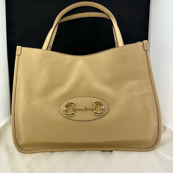 Gucci 1955 Horsebit Shoulder Bag in Beige NEW WITH DUST BAG - Picture 1 of 14